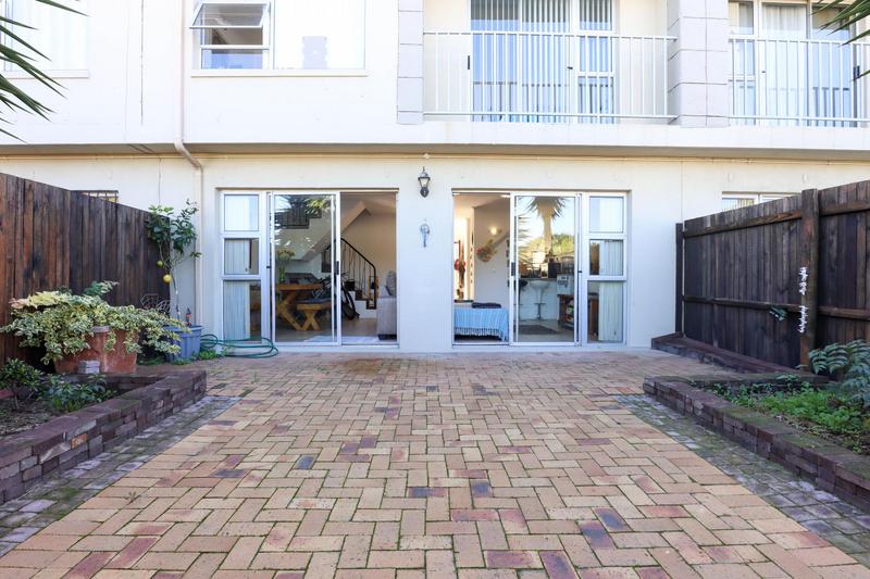 To Let 3 Bedroom Property for Rent in Parklands Western Cape